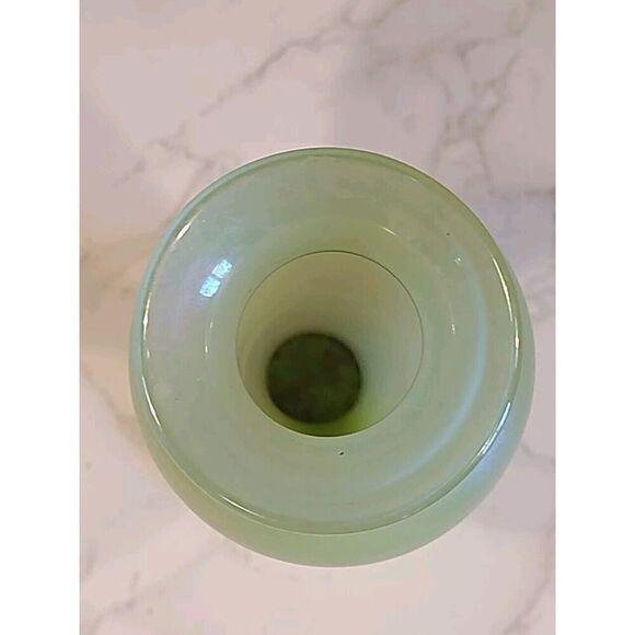 ZELLIQUE Green Iridescent Studio Art Glass Vase Signed 2001 8.5" x 3.25" EUC - Picture 6 of 10